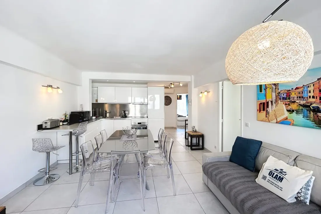 4 darab - Modern Luminous Croisette 1 Mn, Coeur De Cannes Olam tulajdonságok
