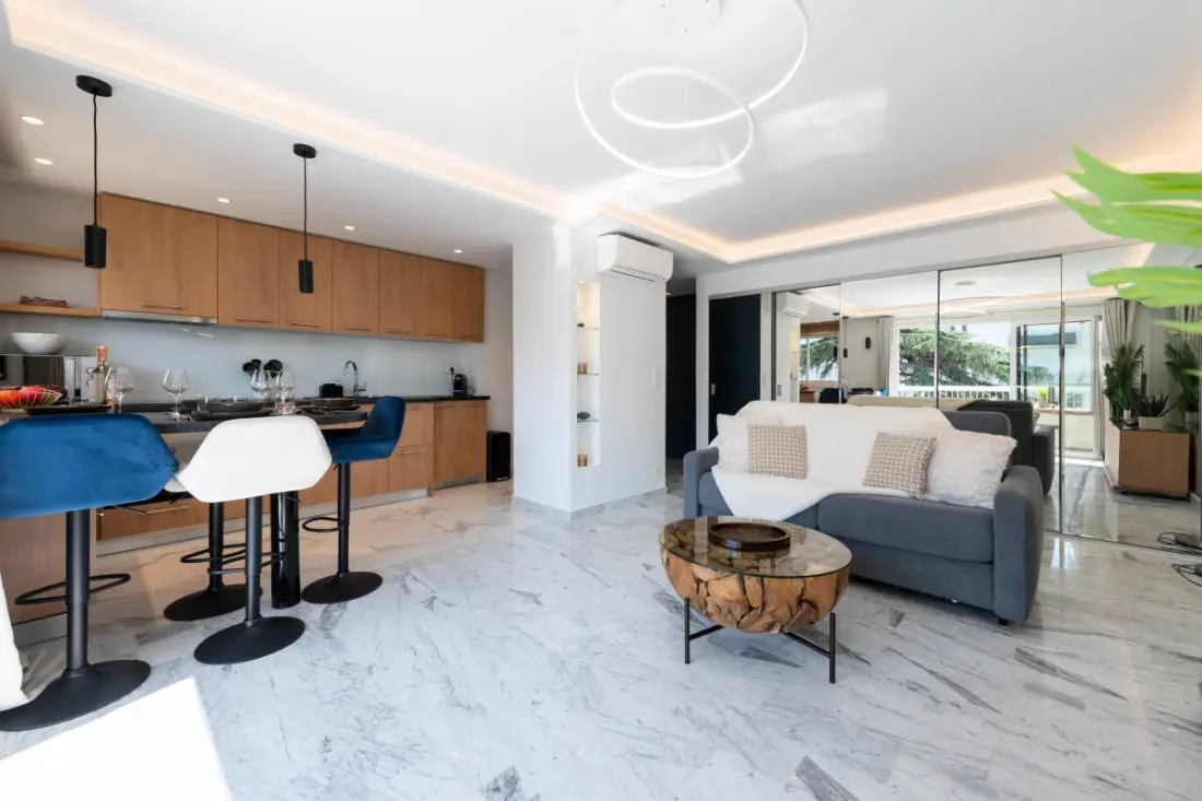 Residence Grand 2p felújított terasz szív Cannes