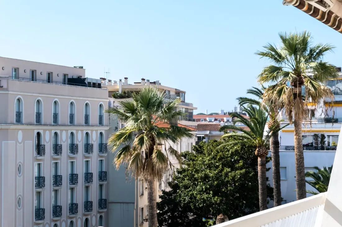 Residence Grand 2p felújított terasz szív Cannes