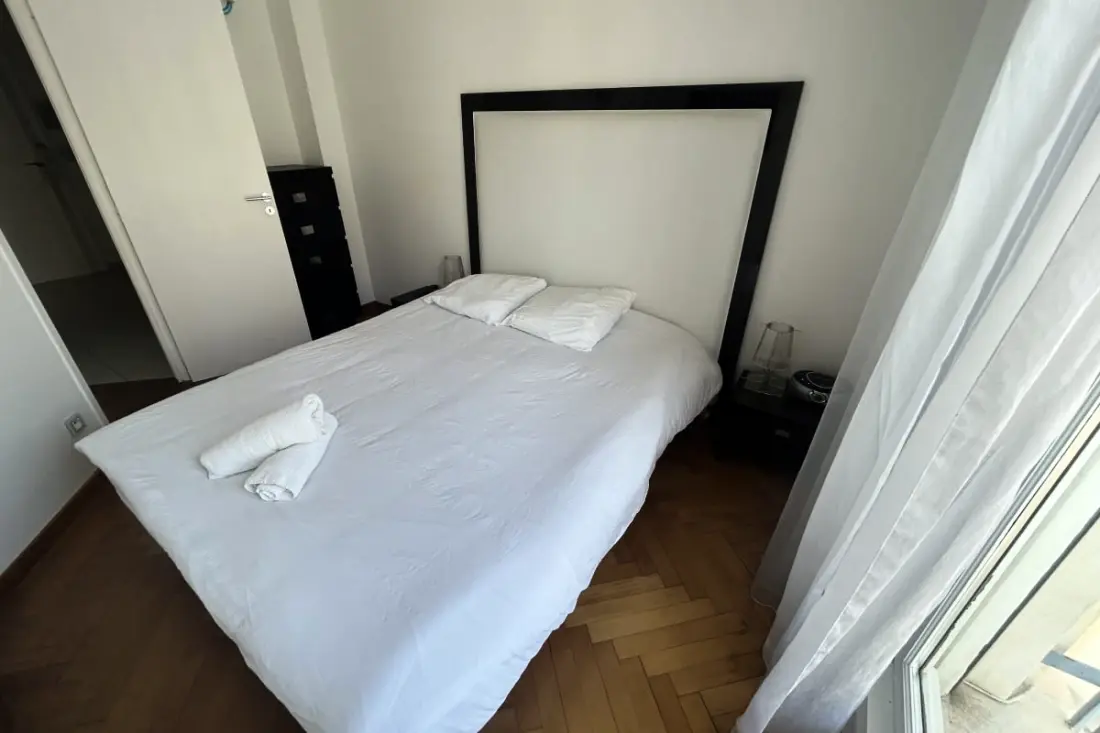 Béke kikötője és kilátás a Croisette-re
