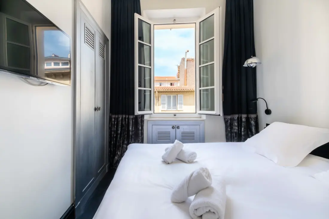 Prestige és Comfort Residence szemben a Palais des Festivals