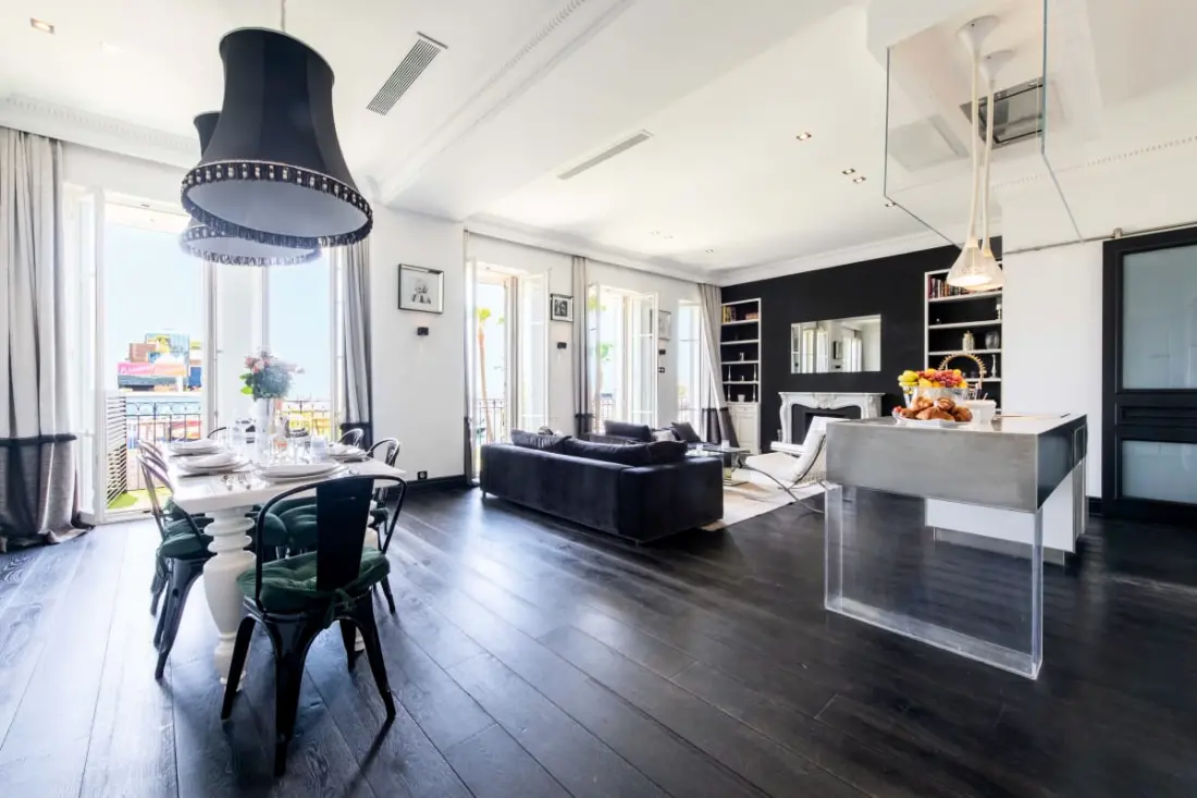 Prestige és Comfort Residence szemben a Palais des Festivals
