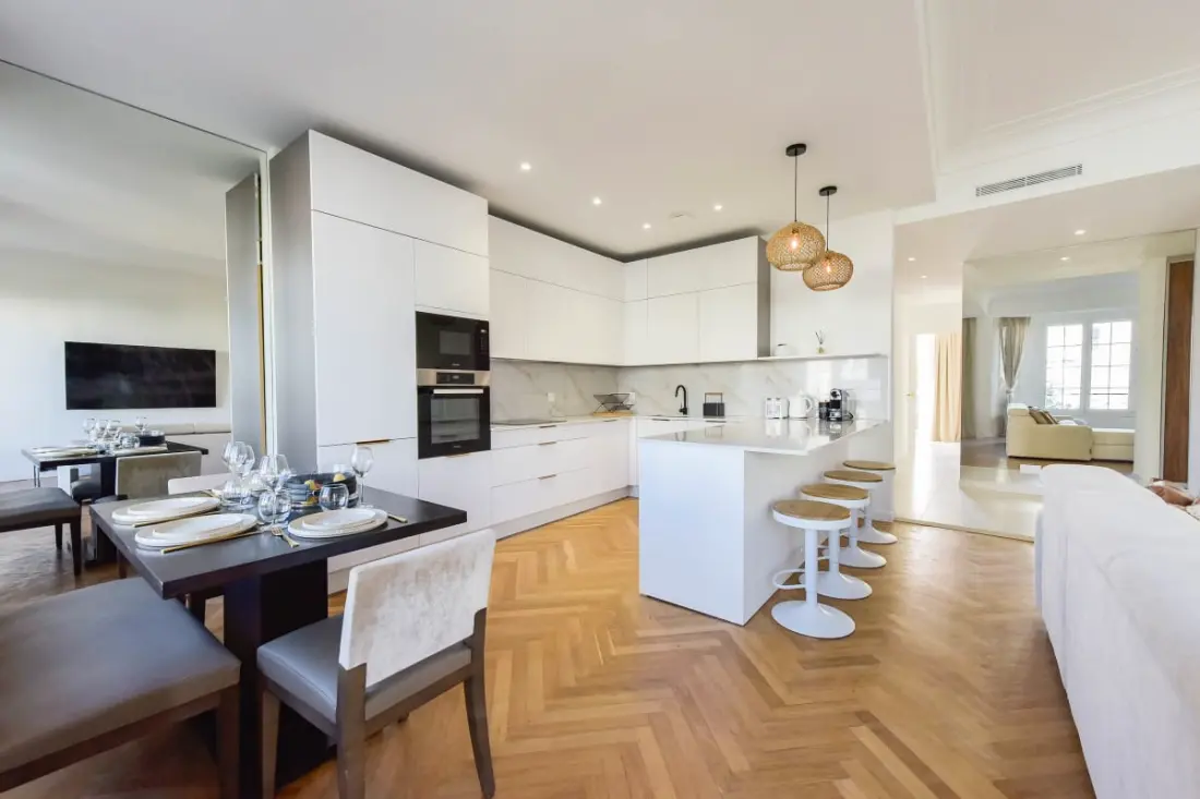 Residence Rare 4p Állandó közeli ciszett