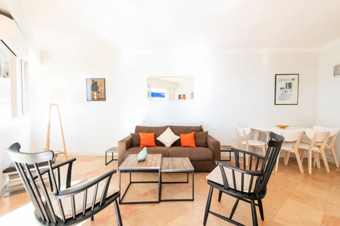 Résidence Rez-de-jardin Croisette szembesül La Plage, Garage