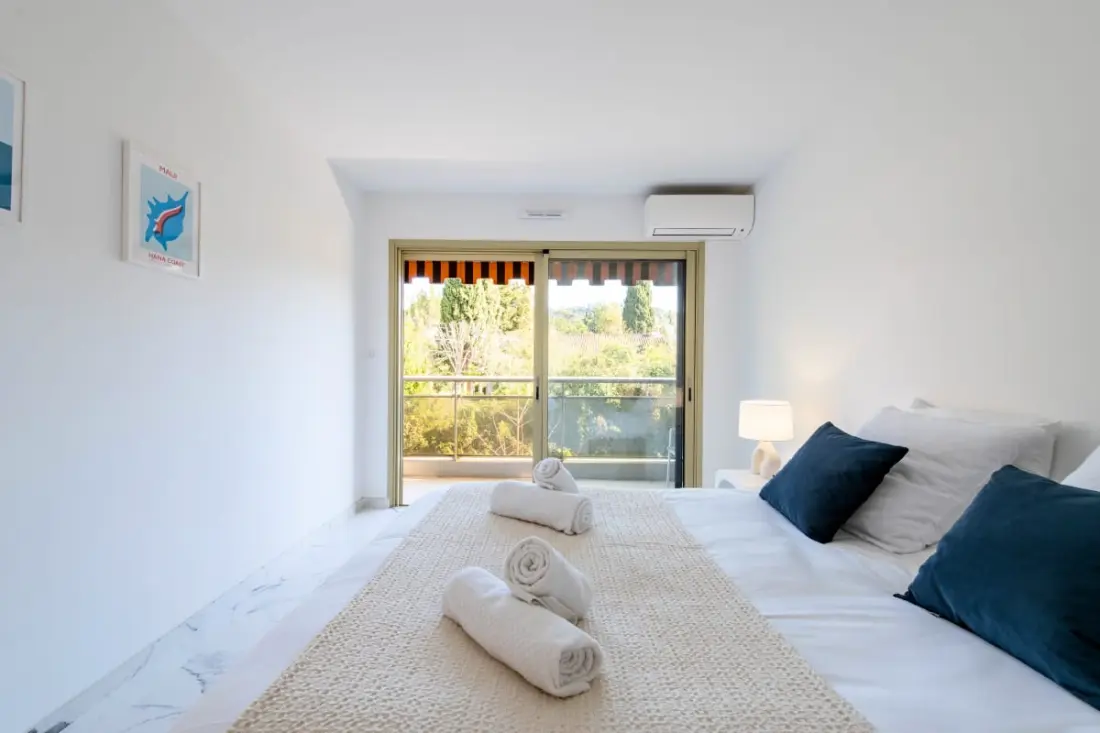 Tágas lakóhely 3p Residence úszási medencével