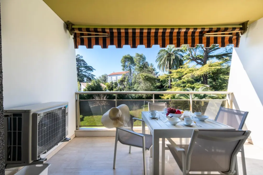 Tágas lakóhely 3p Residence úszási medencével