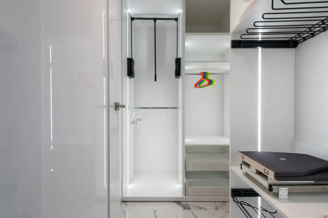 Tágas lakóhely 3p Residence úszási medencével