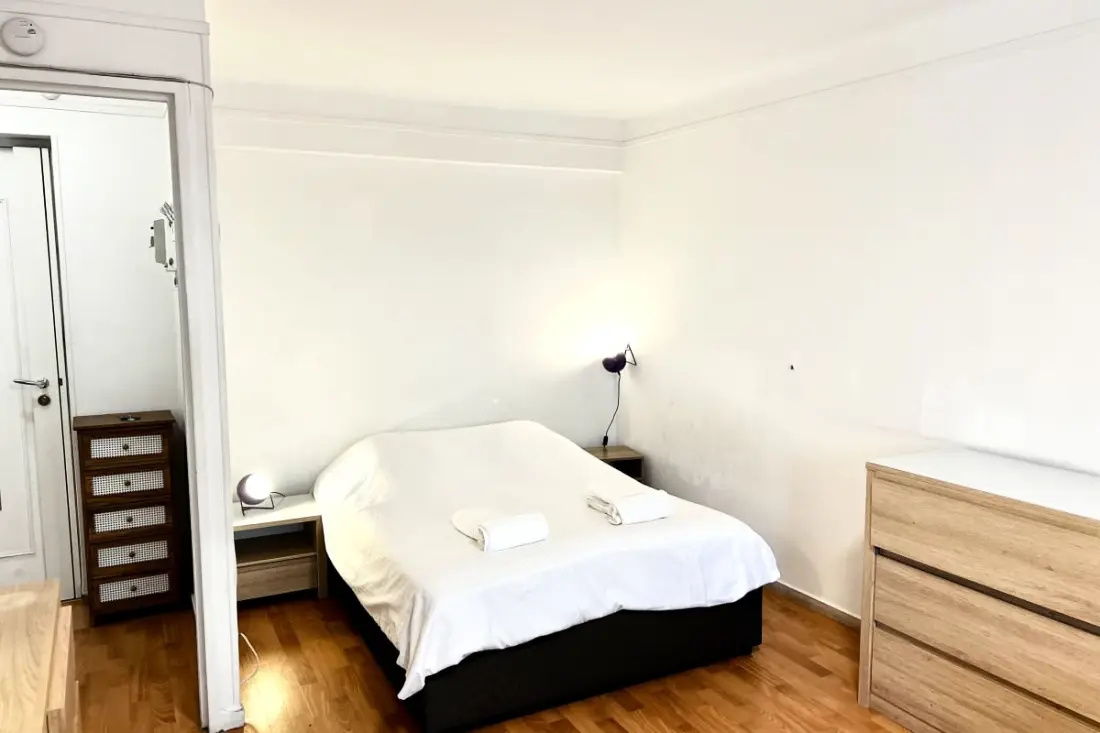 Résidence Studio Climatized En Plein Centre Ville De Cannes à 2 Pas De Rue D'antibes