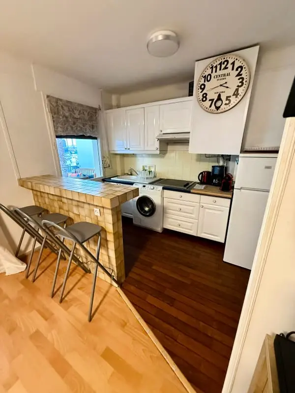 Résidence Studio Climatized En Plein Centre Ville De Cannes à 2 Pas De Rue D'antibes