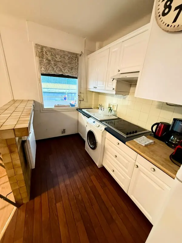 Résidence Studio Climatized En Plein Centre Ville De Cannes à 2 Pas De Rue D'antibes