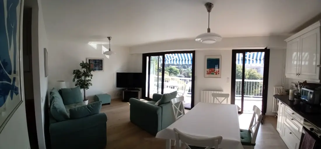Superb 70 M2 Balcony, 8 Mn De La Plage!
