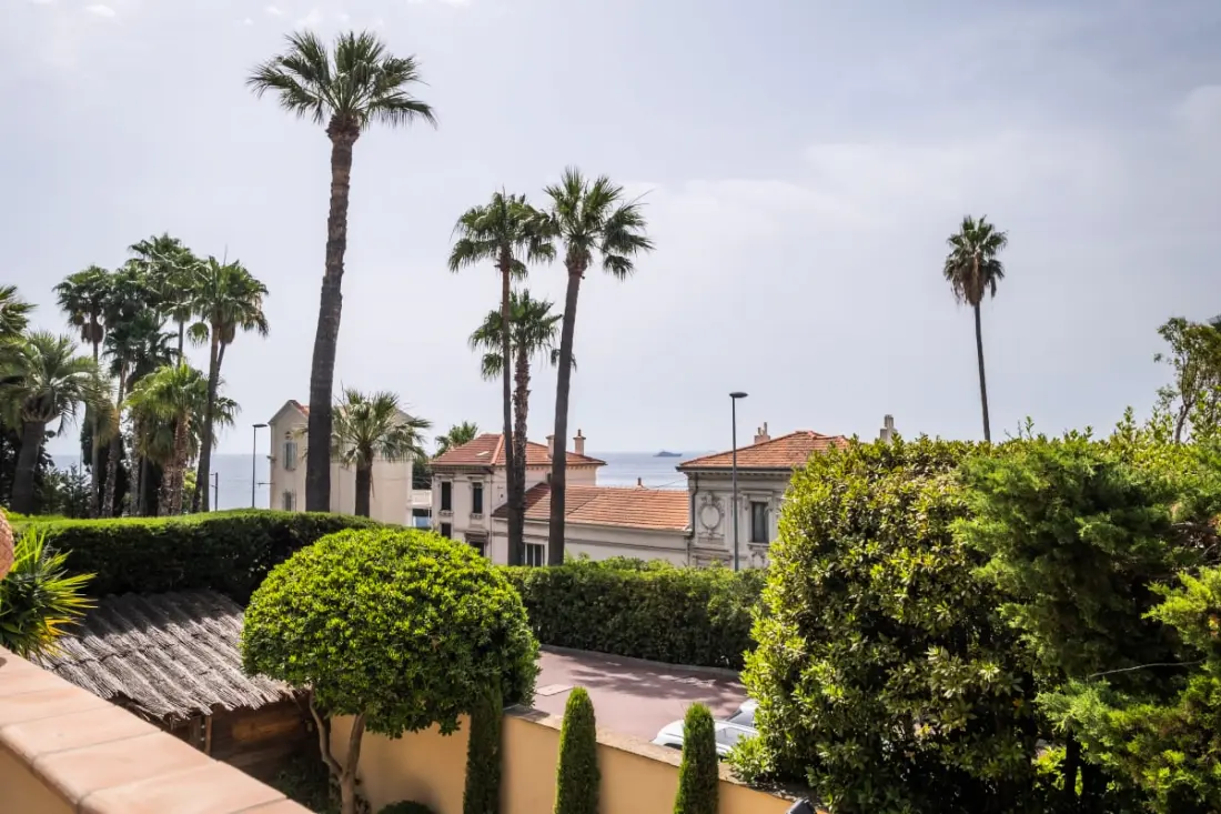 Residence Superb Villa with Pool & Szauna