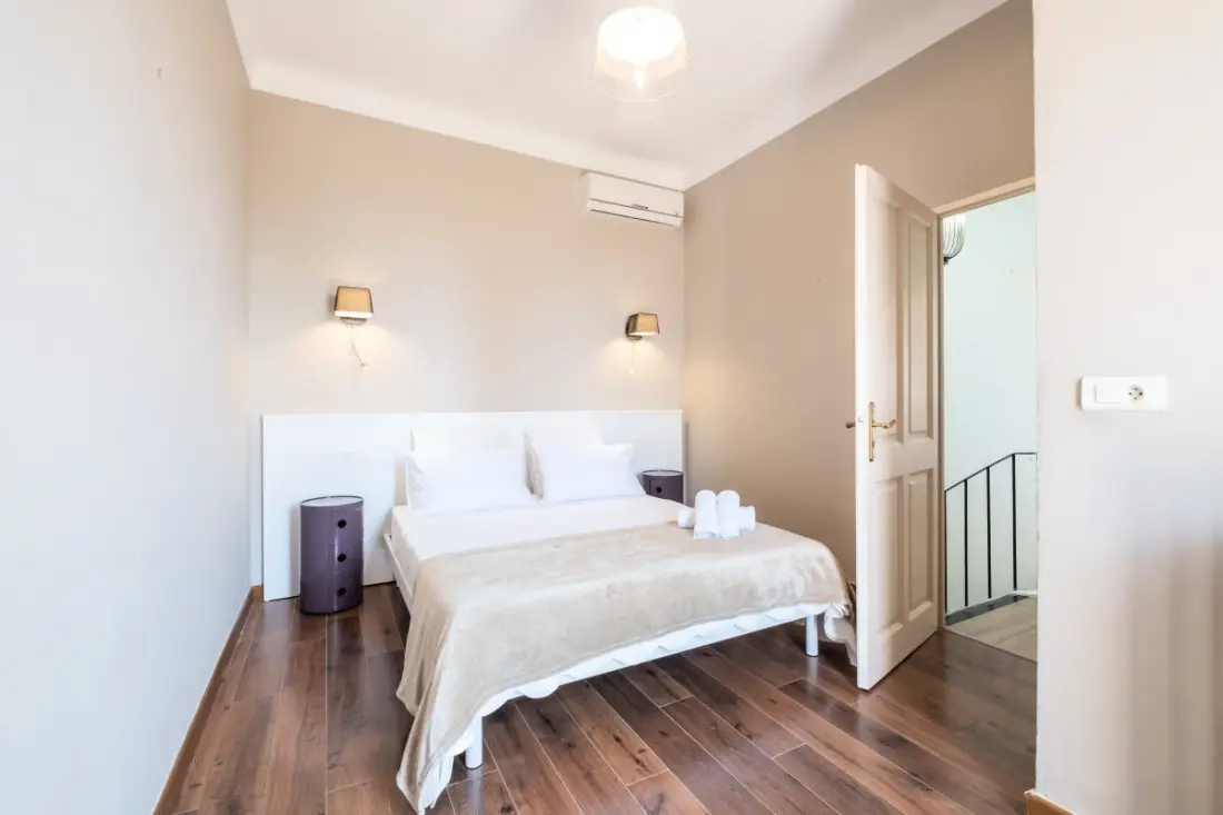 Residence Superb Villa with Pool & Szauna