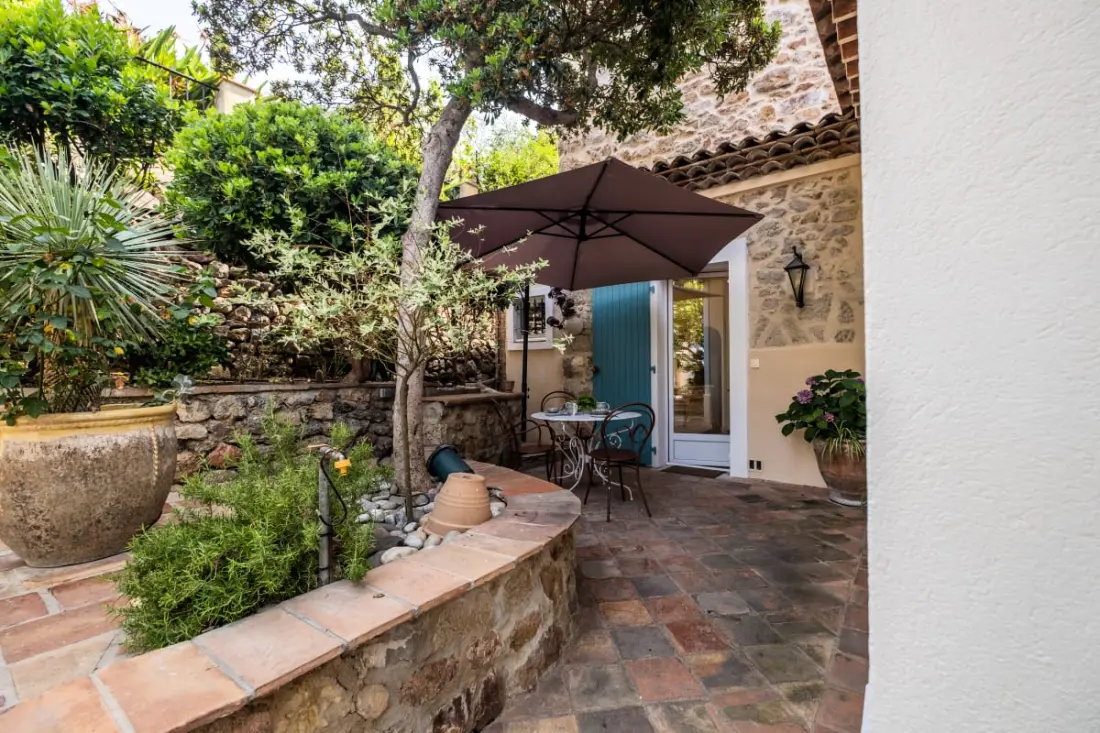 Residence Superb Villa with Pool & Szauna