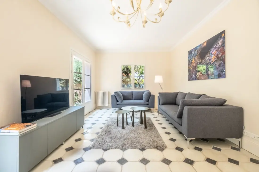 Residence Superb Villa with Pool & Szauna