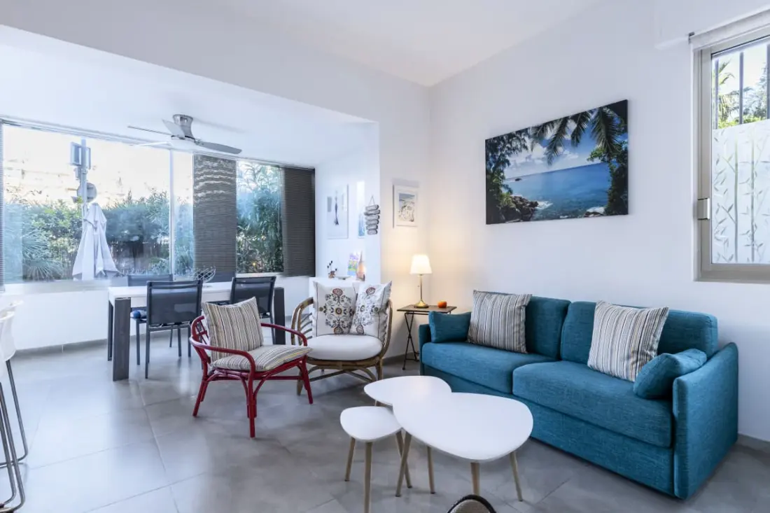 Tágas 80 M2 hatalmas terasztal Cannesban