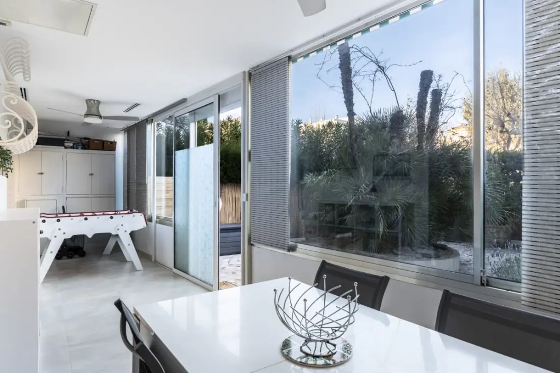 Tágas 80 M2 hatalmas terasztal Cannesban