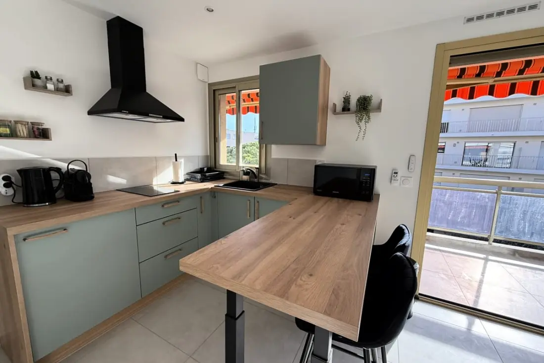 Studio Modern és fényes 2 lépés strandok