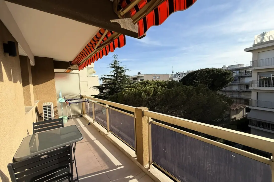 Studio Modern és fényes 2 lépés strandok