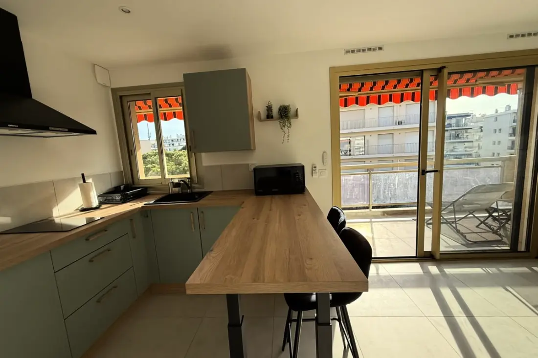 Studio Modern és fényes 2 lépés strandok