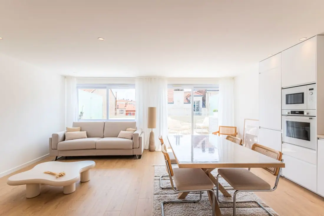 Kiváló, teljesen felújított 2 hálószobás apartman Cannes központjában