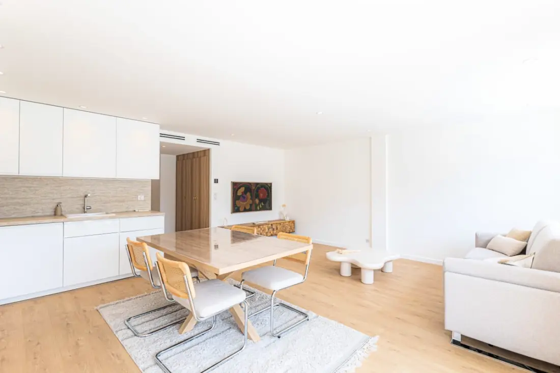 Kiváló, teljesen felújított 2 hálószobás apartman Cannes központjában