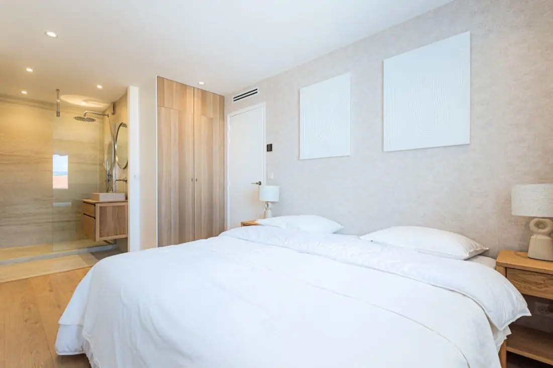 Kiváló, teljesen felújított 2 hálószobás apartman Cannes központjában