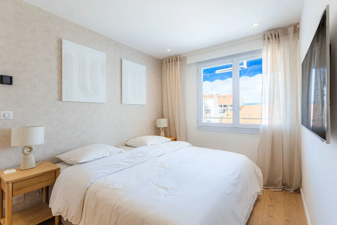 Kiváló, teljesen felújított 2 hálószobás apartman Cannes központjában