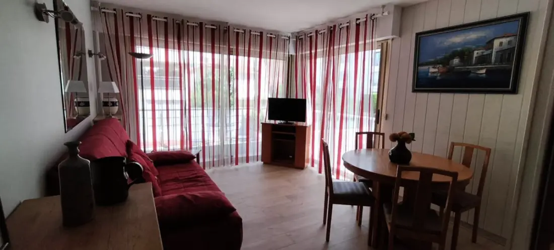 T3 tágas 60 M2 közel Cannes Beach