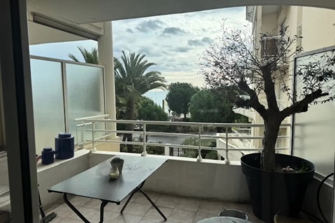 Terrace és úszómedence két lépés a strandtól