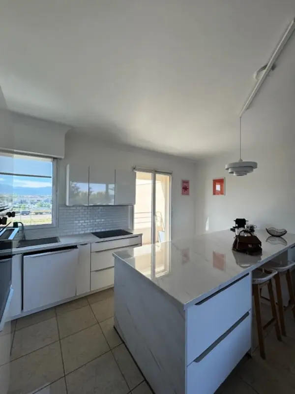 Terrace és úszómedence két lépés a strandtól