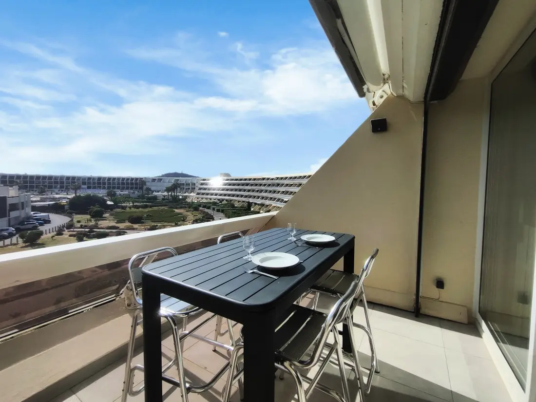 HELIOPOLIS NATURIST Residence