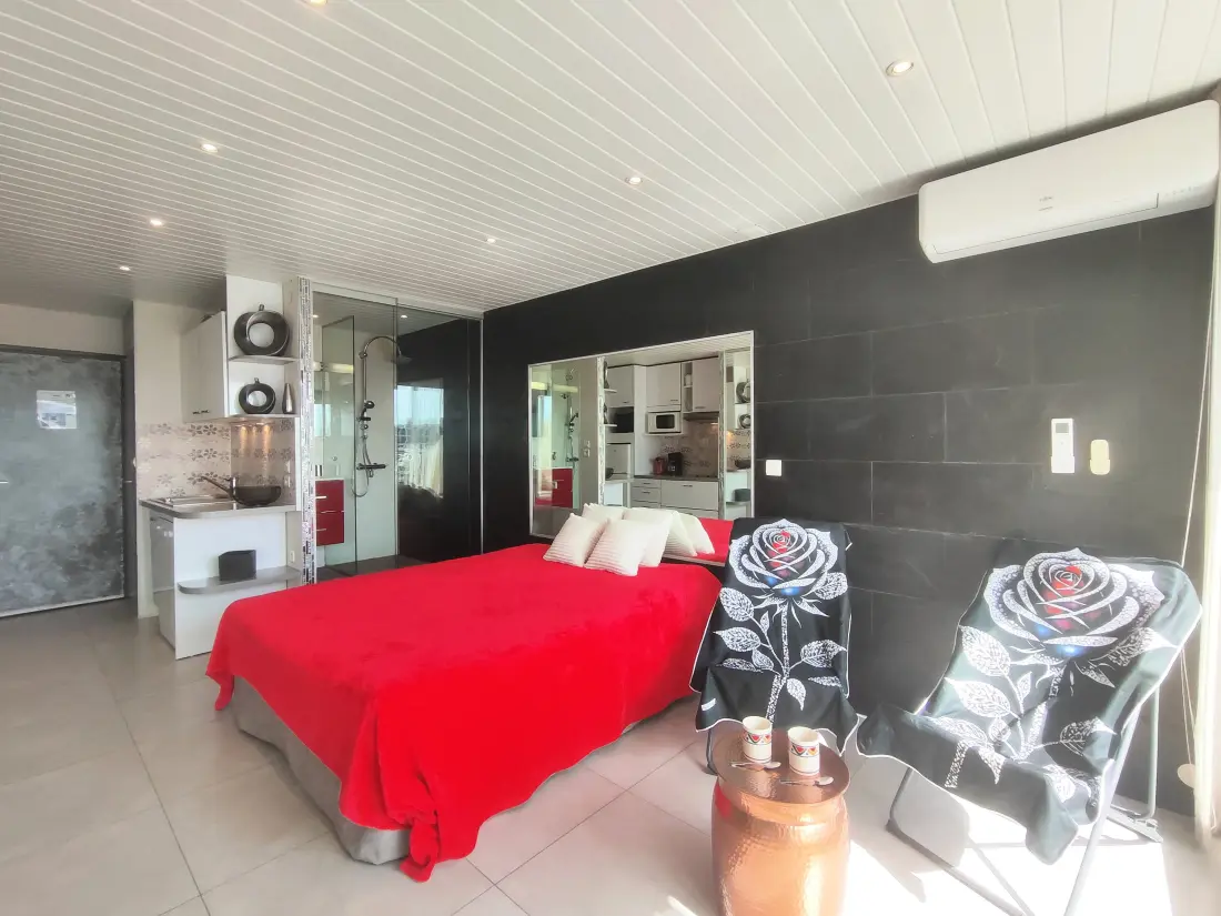 HELIOPOLIS NATURIST Residence