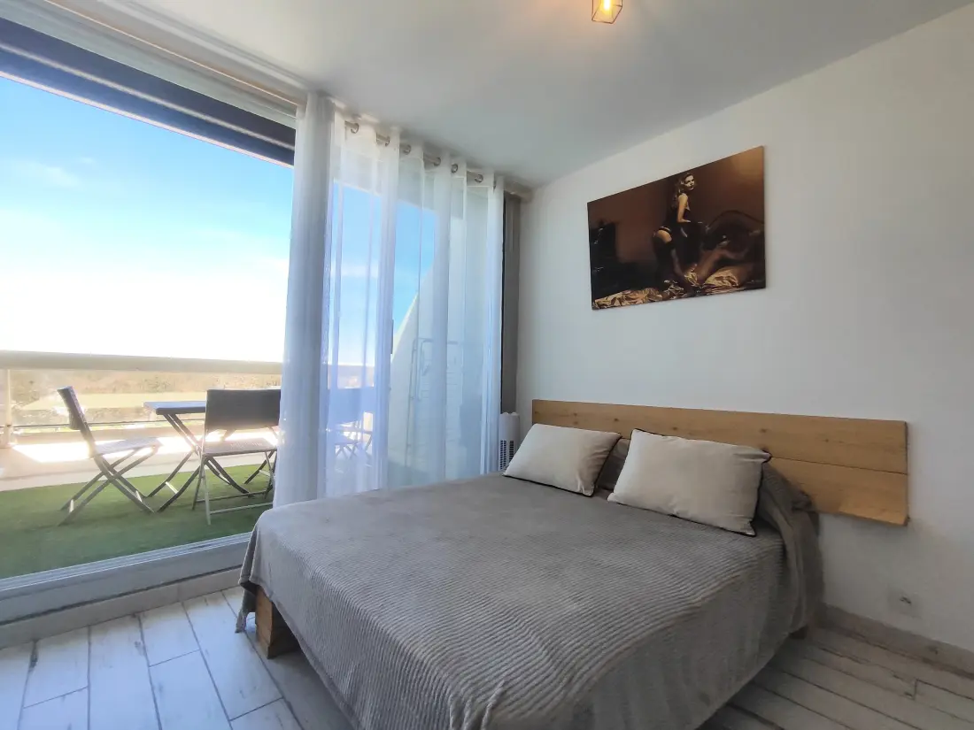 HELIOPOLIS NATURIST Residence