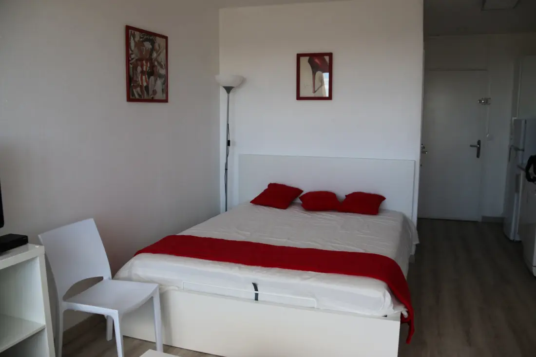 HELIOPOLIS NATURIST Residence