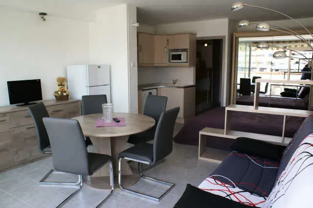 HELIOPOLIS NATURIST Residence