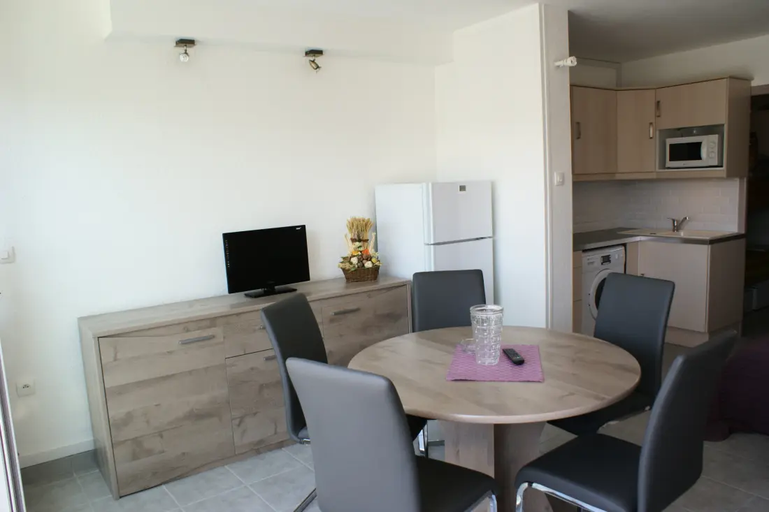 HELIOPOLIS NATURIST Residence
