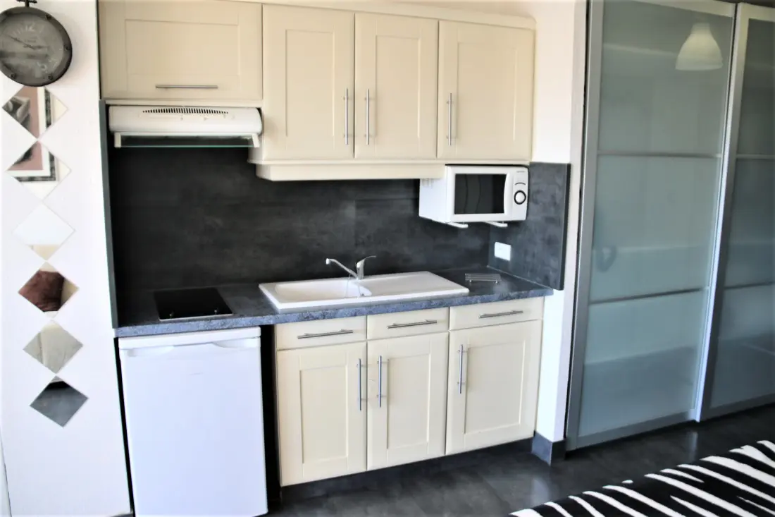 HELIOPOLIS NATURIST Residence
