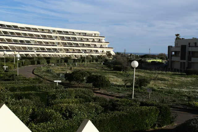 HELIOPOLIS NATURIST Residence