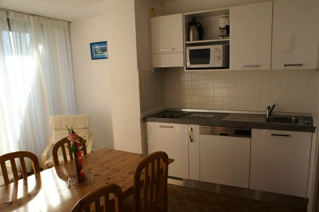 HELIOPOLIS NATURIST Residence