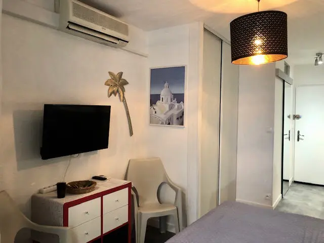 HELIOPOLIS NATURIST Residence