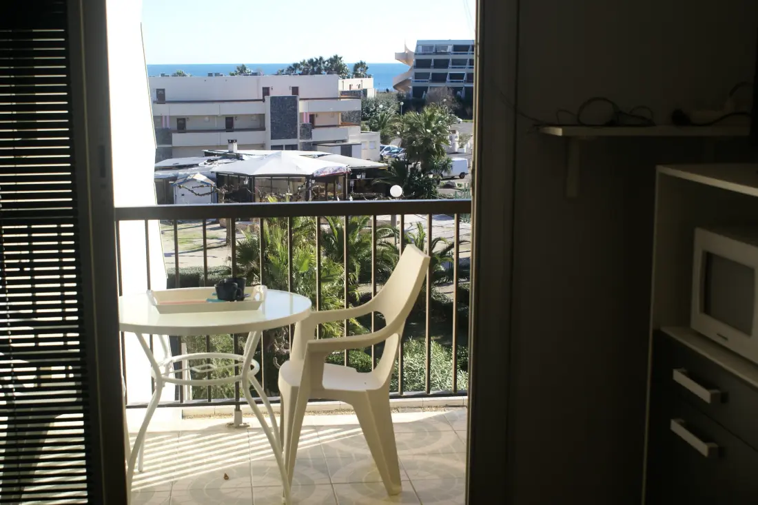 HELIOPOLIS NATURIST Residence