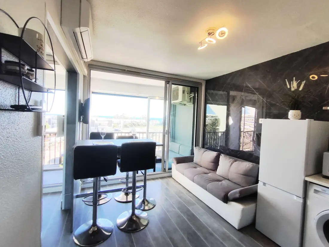 HELIOPOLIS NATURIST Residence