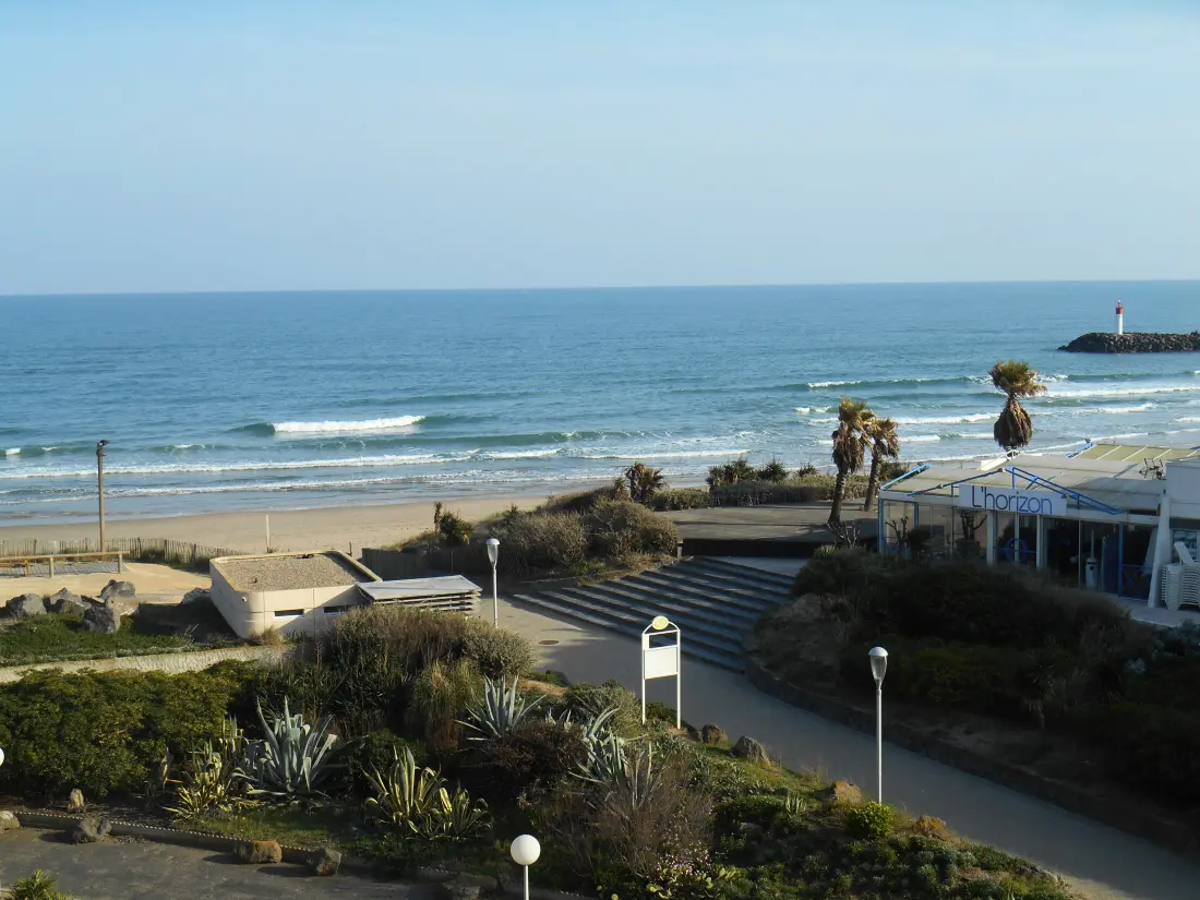 HELIOPOLIS NATURIST Residence