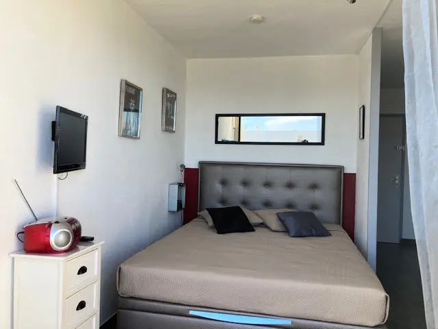 HELIOPOLIS NATURIST Residence