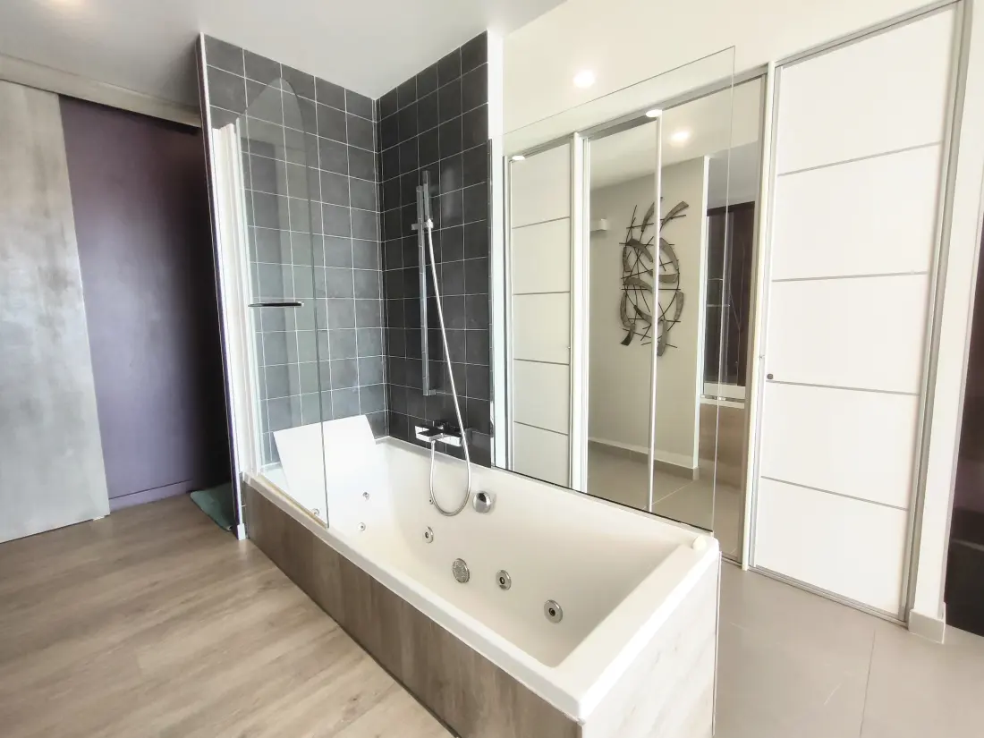 NATURIST Residence PORT AMBONNE