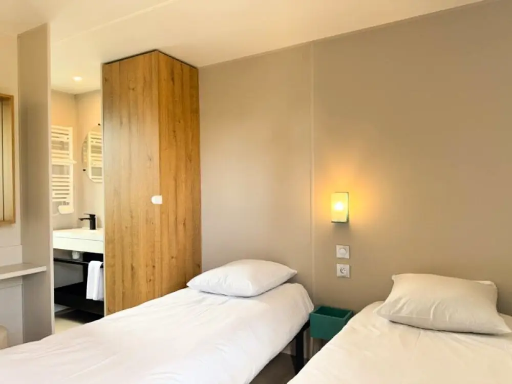 Camping de la Clape Village 5 Sterren★★★★★