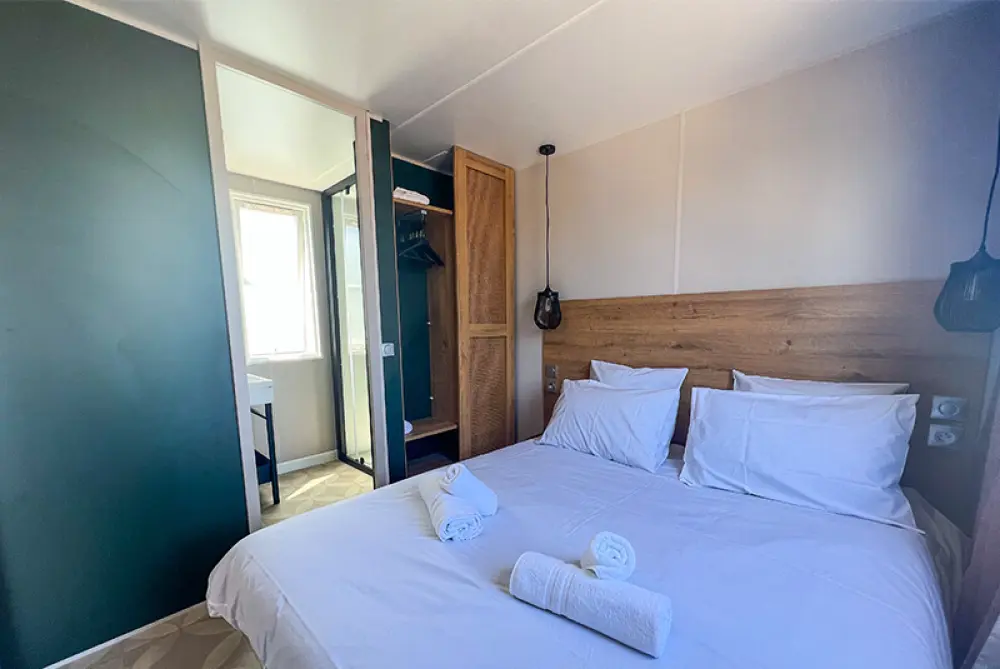 Camping de la Clape Village 5 Sterren★★★★★