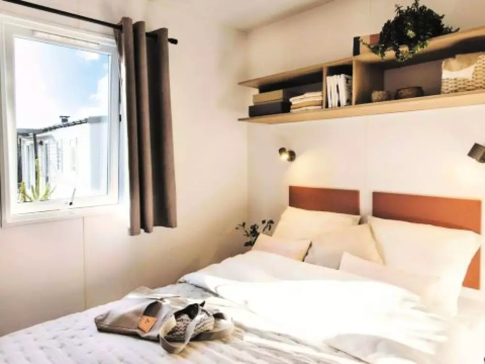 Camping de la Clape Village 5 Sterren★★★★★