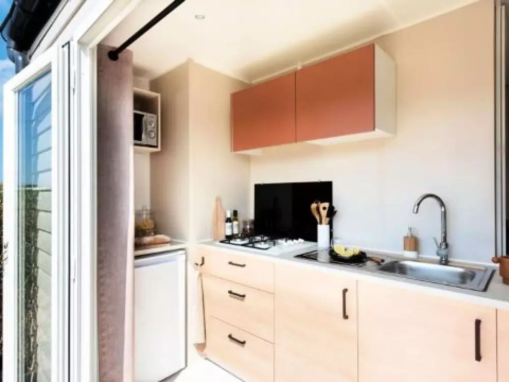 Camping de la Clape Village 5 Sterren★★★★★